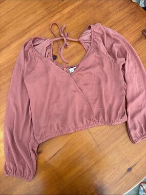 American Eagle Outfitters Mauve Wrap-Style Long Sleeve Crop Top